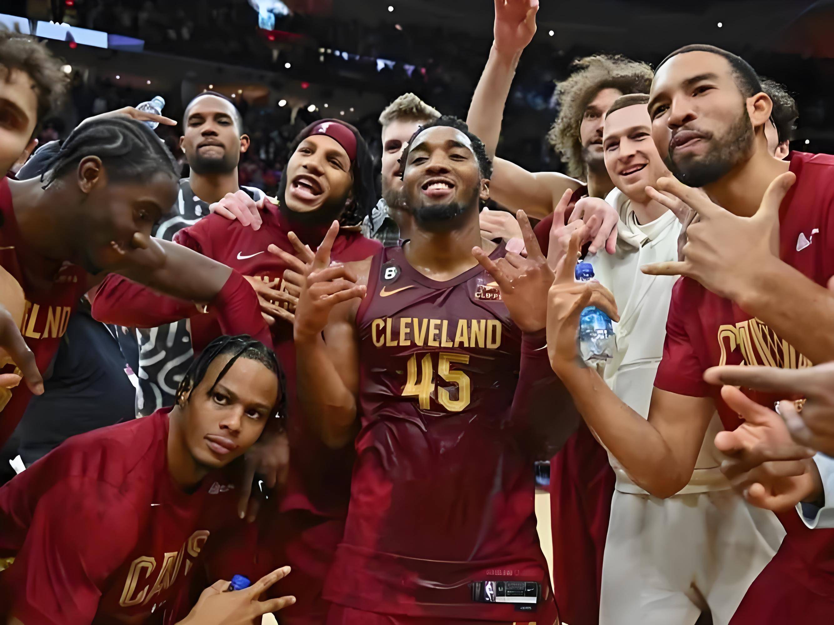 九游体育网站 -赛前布鲁克林篮网调整名单以备欧篮联，篮板制胜环节打磨，球迷炸锅，团队化学反应显著的简单介绍